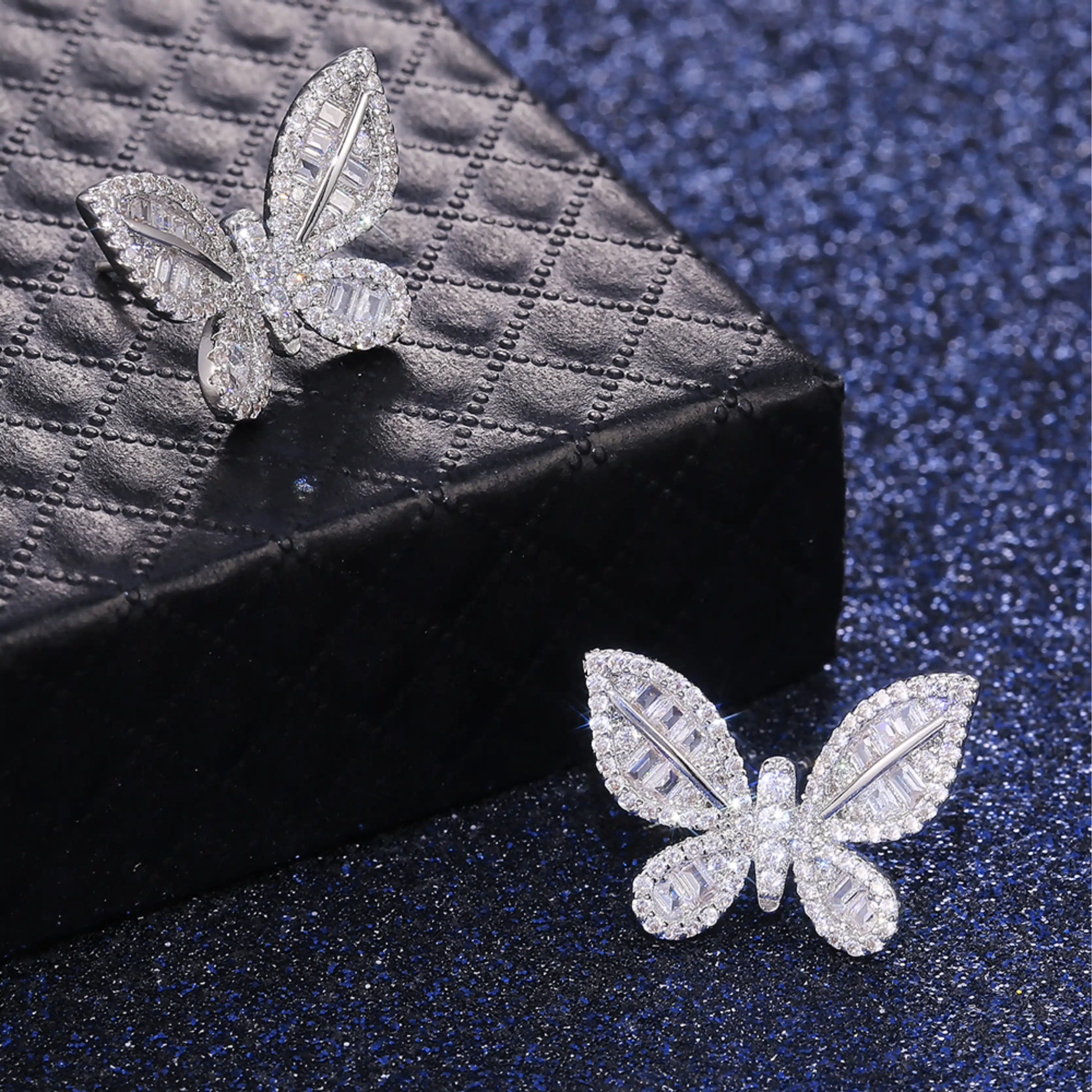 Butterfly Pendant Jewelry Set