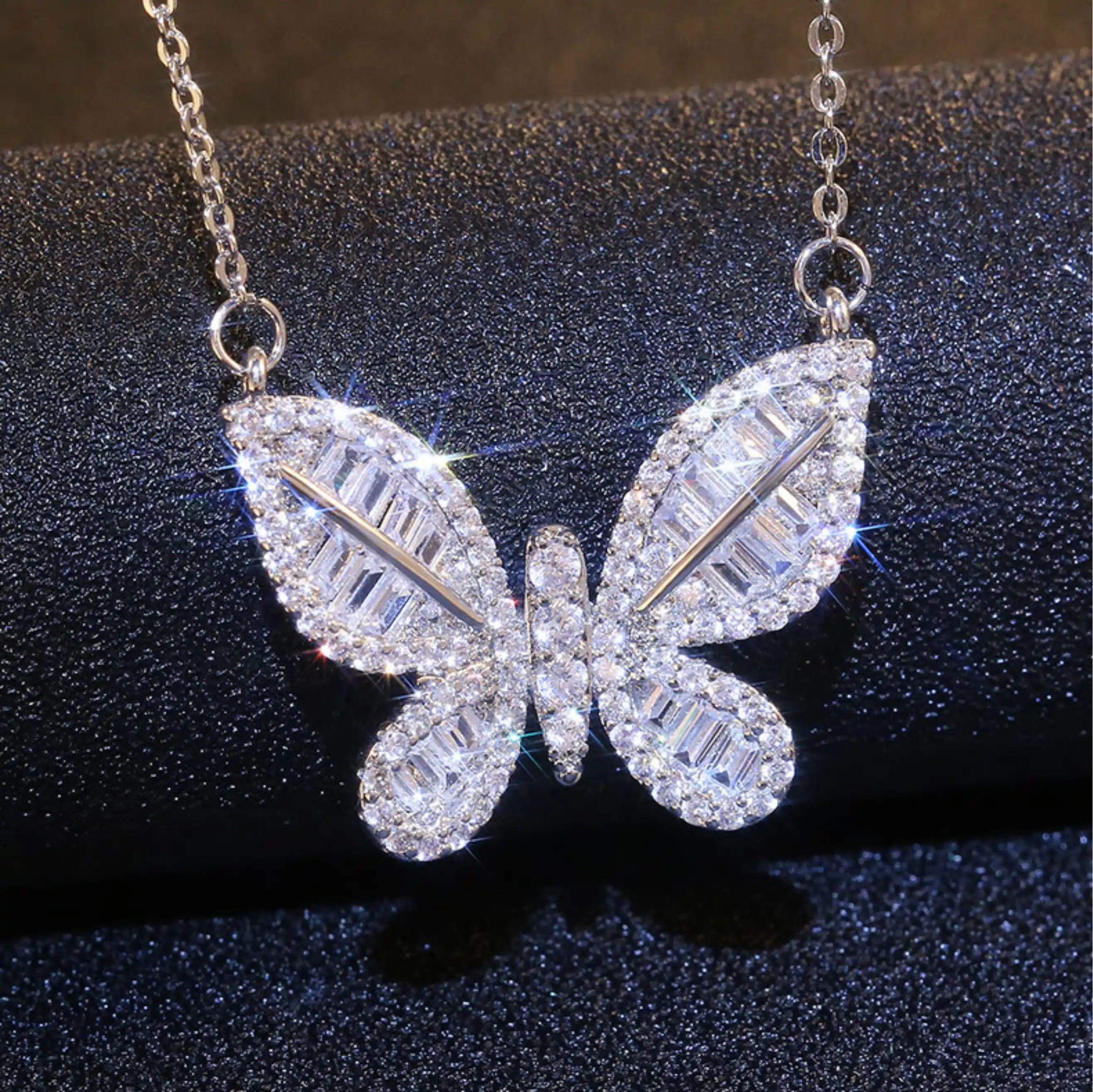 Butterfly Pendant Jewelry Set