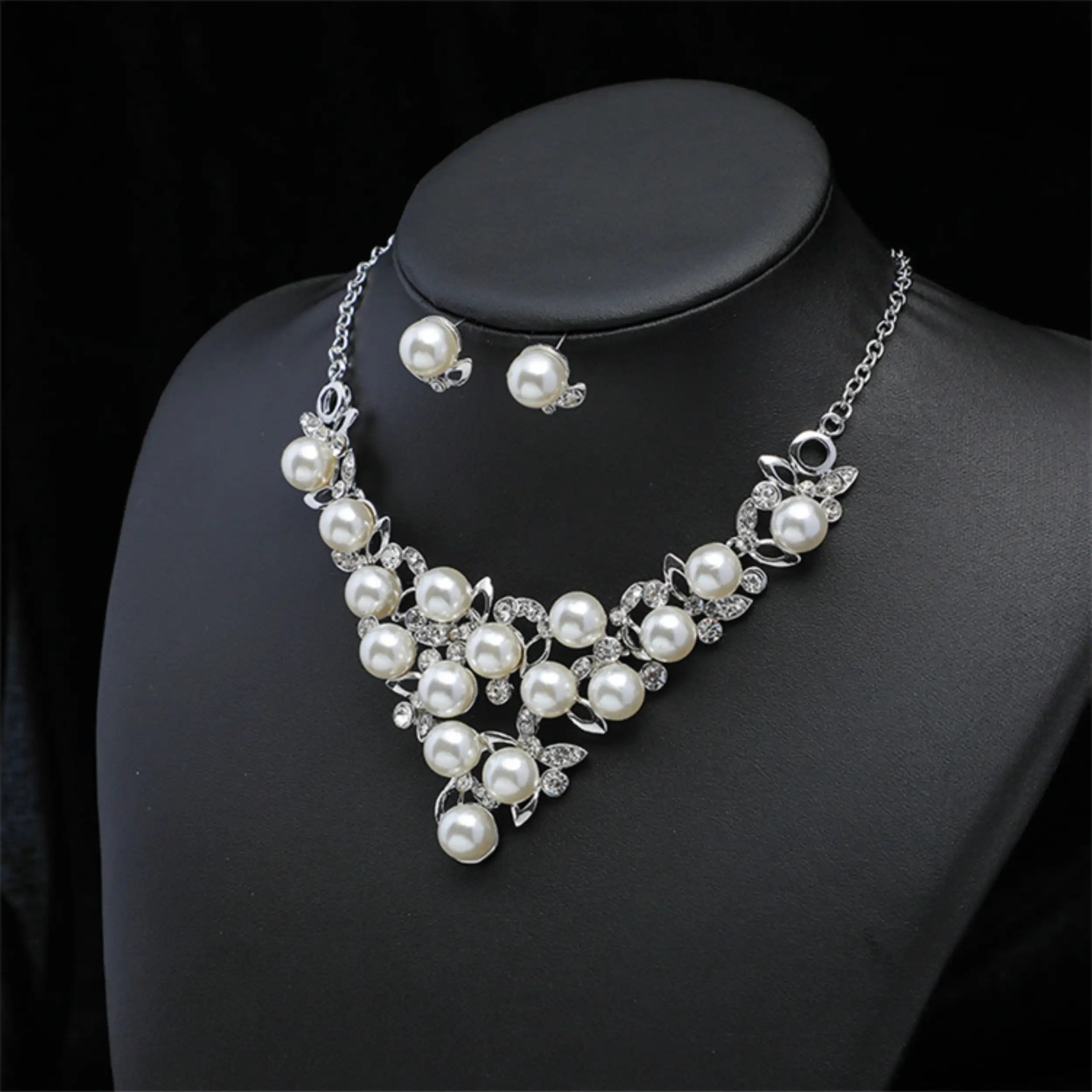 Bridal Gold Pearl Necklace Set